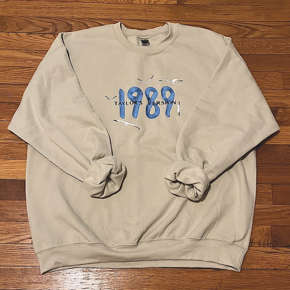 1989 Taylor Swift Sweatshirt